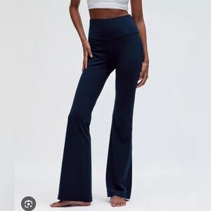 lululemon athletica groove pants